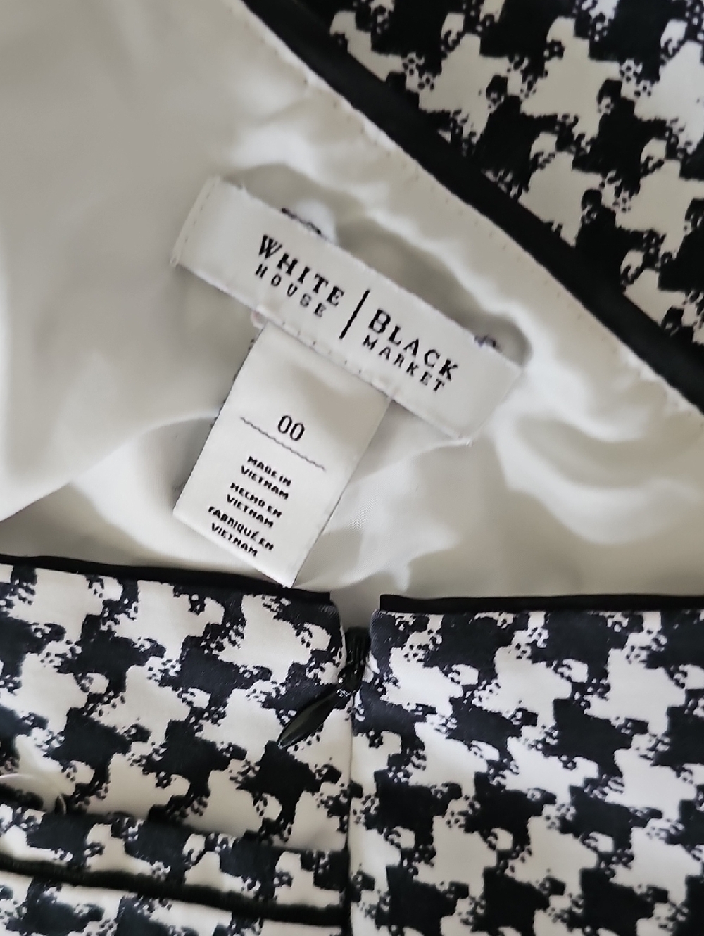 White House Black Market Black and White Houndstooth Suit Skirt - Picture 11 of 11